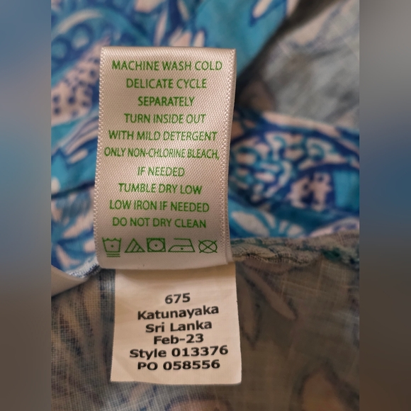 Lilly Pulitzer Mialeigh linen top Sea life print. Size 16 - Picture 7 of 7